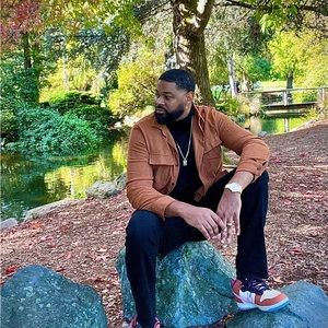 Meet your Posher, Patrick